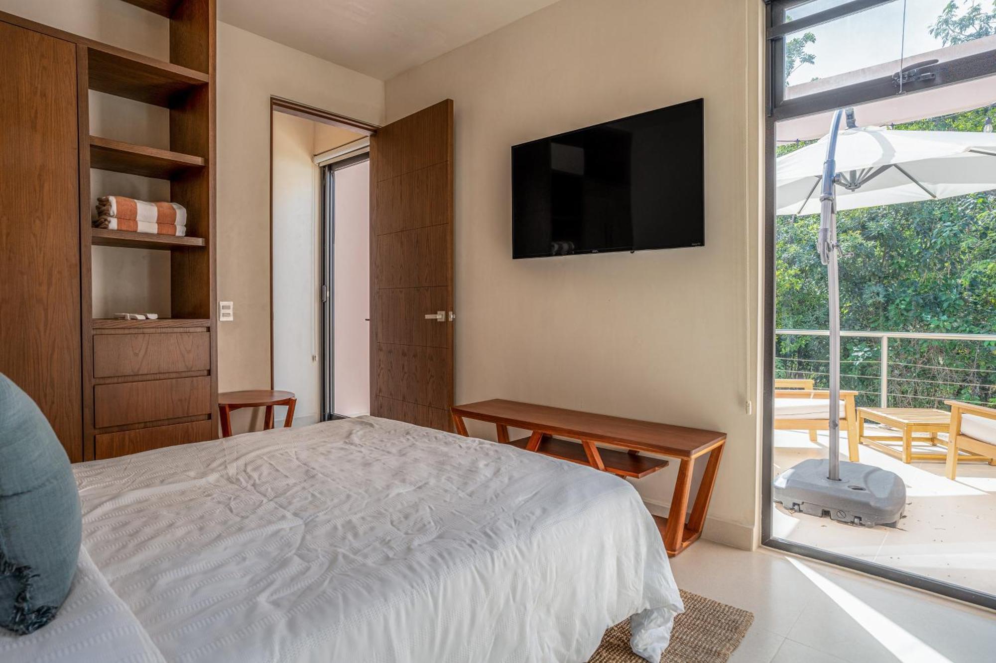 The Hibiscus House * Tulum